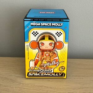 POPMART Mega Space Molly Series 4 “Palmer House” UNOPENED